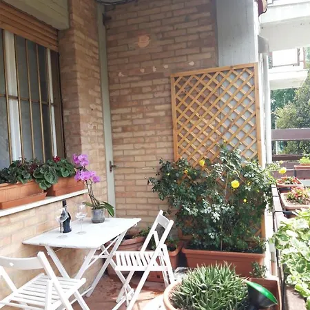 Mamma Sandra, Incantevole Tre Posti Piu Uno