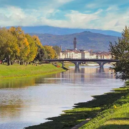 Apartment Mamma Sandra, Incantevole Tre Posti Piu Uno Florence
